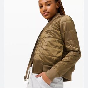 Lululemon Non-Stop Bomber *Reversible
Frontier size 8